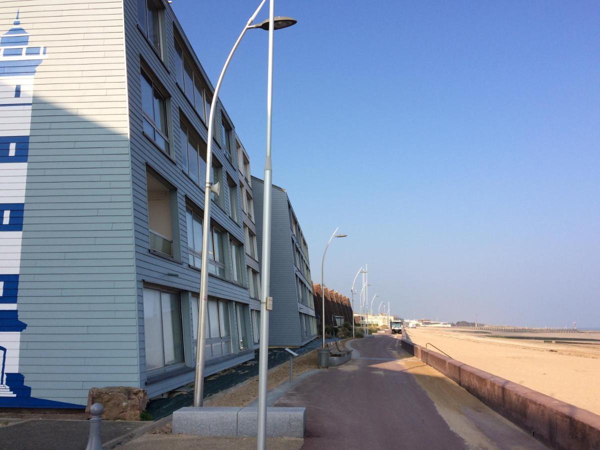 Appartement T2 Avec Vue Sur Mer Directe ! Courseulles-sur-Mer Ngoại thất bức ảnh